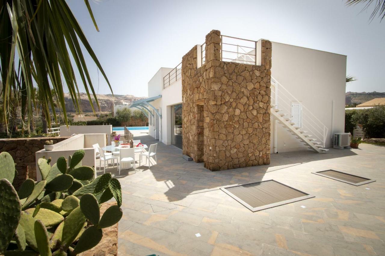 Villa Afrodite | Luxury Villa And Pool Custonaci Buitenkant foto